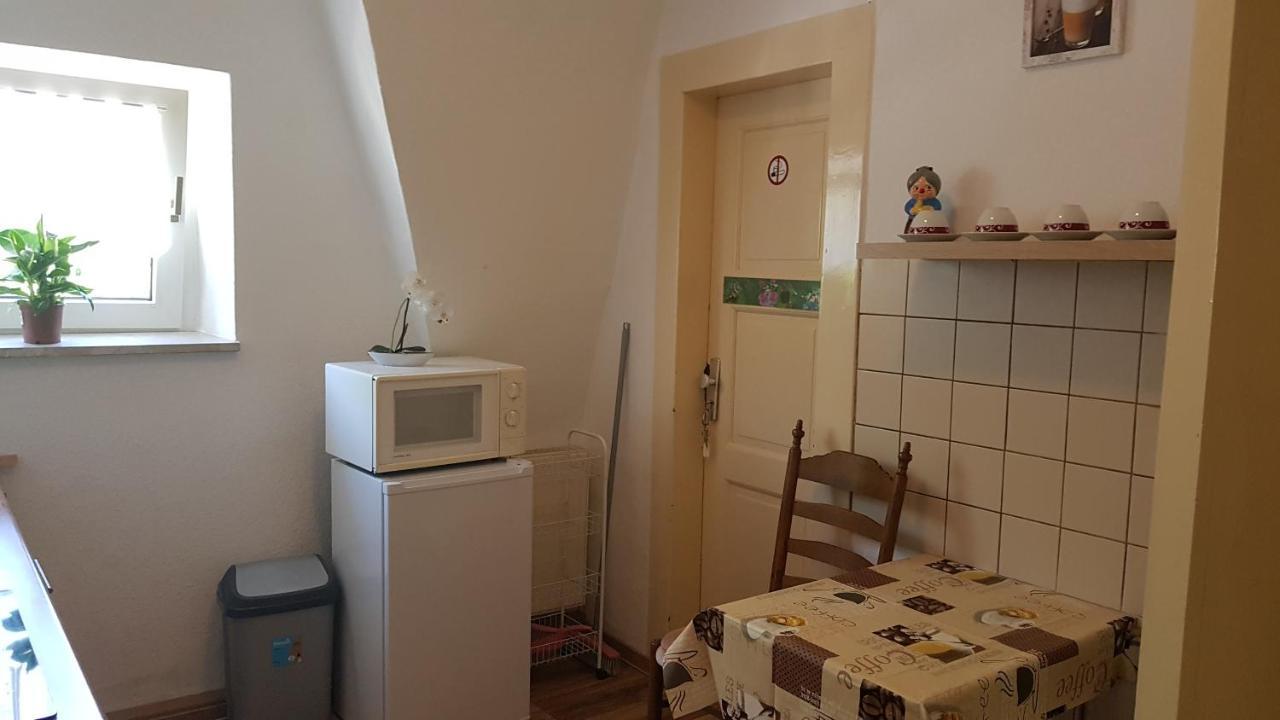 Gasthaus Alter Bahnhof Hotell Metzdorf Exteriör bild